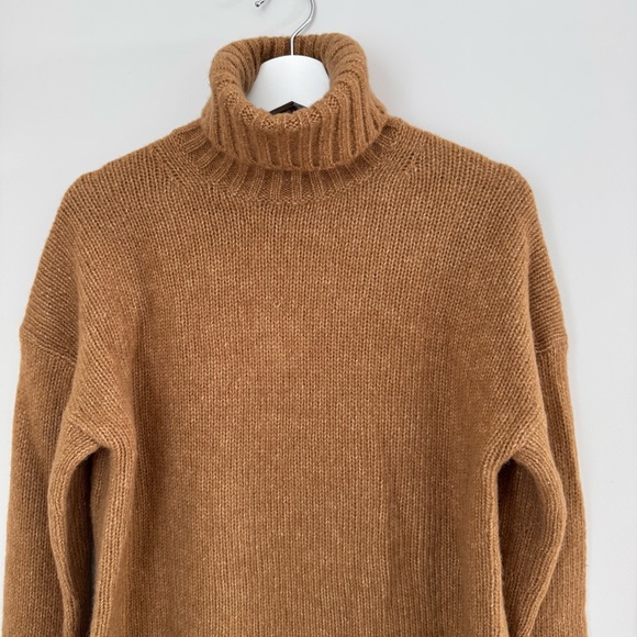 Everlane The Cloud Turtleneck Alpaca Wool Blend
Brown Sweater M - Picture 6 of 16
